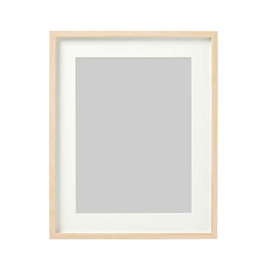 The Hina wooden picture frame is the perfect addition to any space, with its classic straight lines and plastic front protection that prevents image discolouration and keeps it safe. It accommodates a range of sizes, used with and without mount, and can be used both horizontally and vertically. Decorate with the pictures you love and create a large picture wall.